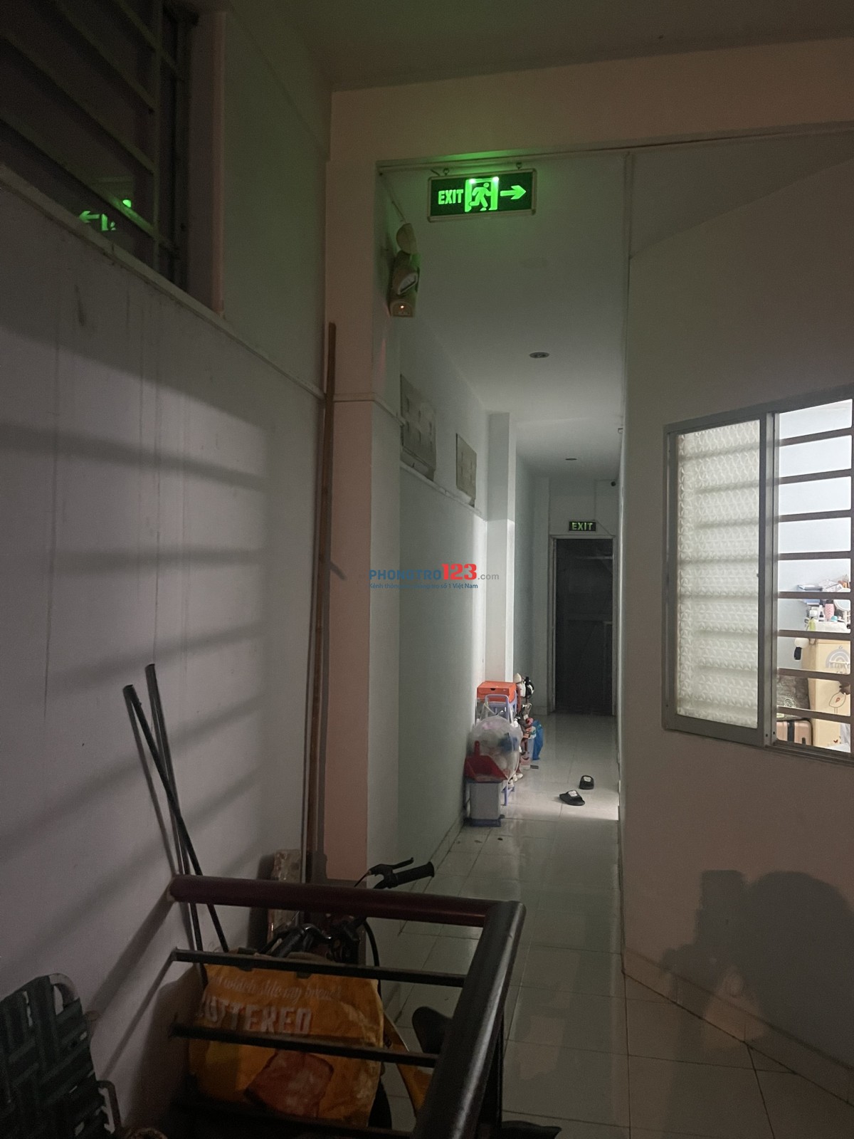 Phòng trọ trống đường Xóm Chiếu cho thuê nhanh giá chỉ 2,8tr/ tháng