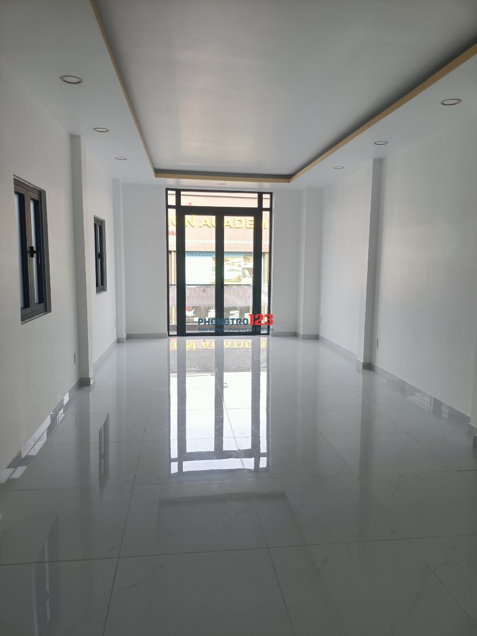 Phòng Trọ Đẹp Có Balcony Giá Rẻ Hoà Bình- Tân Phú