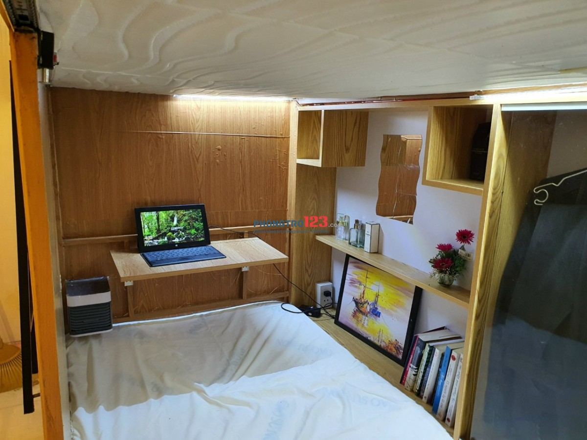 Sleep box KTX cao cấp đầy đủ tiện nghi , yên tĩnh khép kín ngay trung tâm Quận Tân Phú