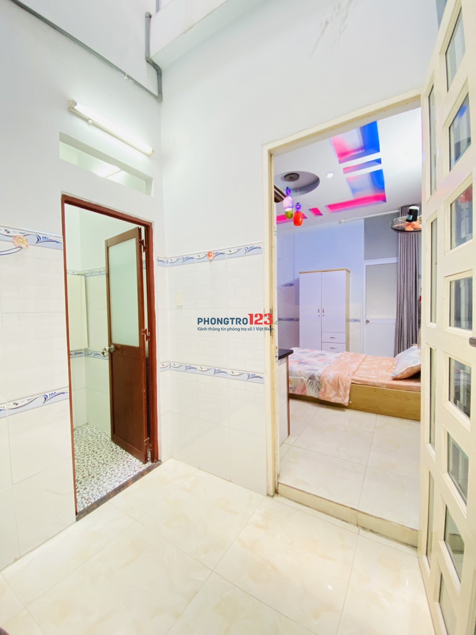 CHDV tầng trệt, 32m2, có sân phơi đồ, wc trong phòng, gần AEON Tân Phú, giá chỉ 3.9 tr/ tháng