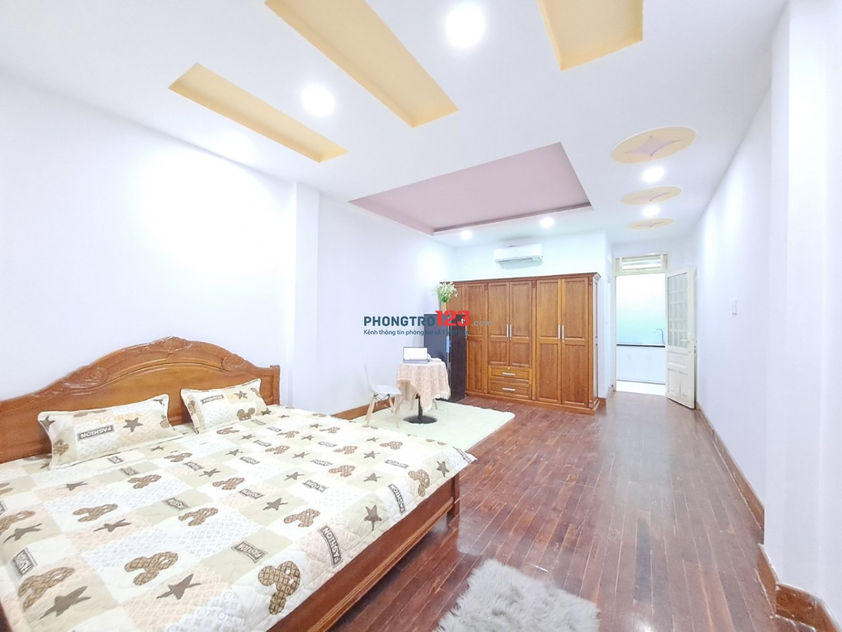 Khai trương Siêu Phẩm Ban Công Thoáng Mát-1PN Bếp riêng đ. Phan Văn Hớn-gần Ngã tư An Sương- ở liền