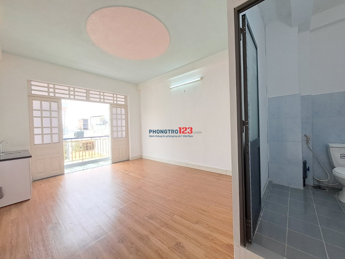 Khai trương Siêu Phẩm Ban Công Thoáng Mát-1PN Bếp riêng đ. Phan Văn Hớn-gần Ngã tư An Sương- ở liền