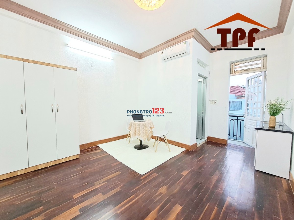 Khai trương Siêu Phẩm Ban Công Thoáng Mát-1PN Bếp riêng đ. Phan Văn Hớn-gần Ngã tư An Sương- ở liền