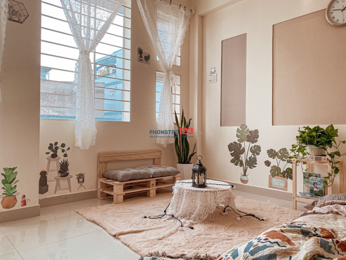 Phòng trọ ban công giá 4tr decor xinh xinh gần sân Golf Tân Sơn Nhất tiện đi Gò Vấp Tân Bình Quận 12