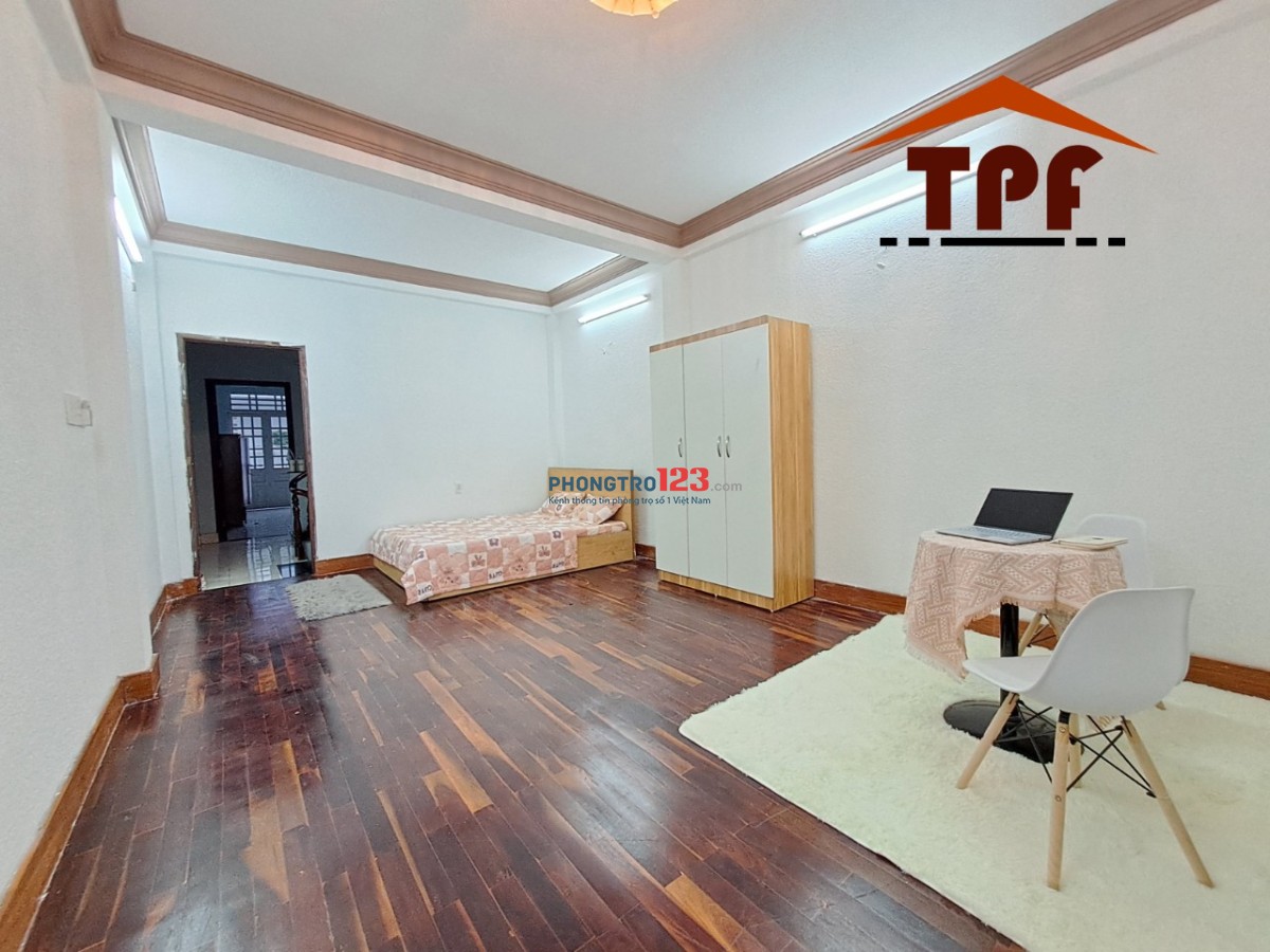 Khai trương Siêu Phẩm Ban Công Thoáng Mát-1PN Bếp riêng đ. Phan Văn Hớn-gần Ngã tư An Sương- ở liền