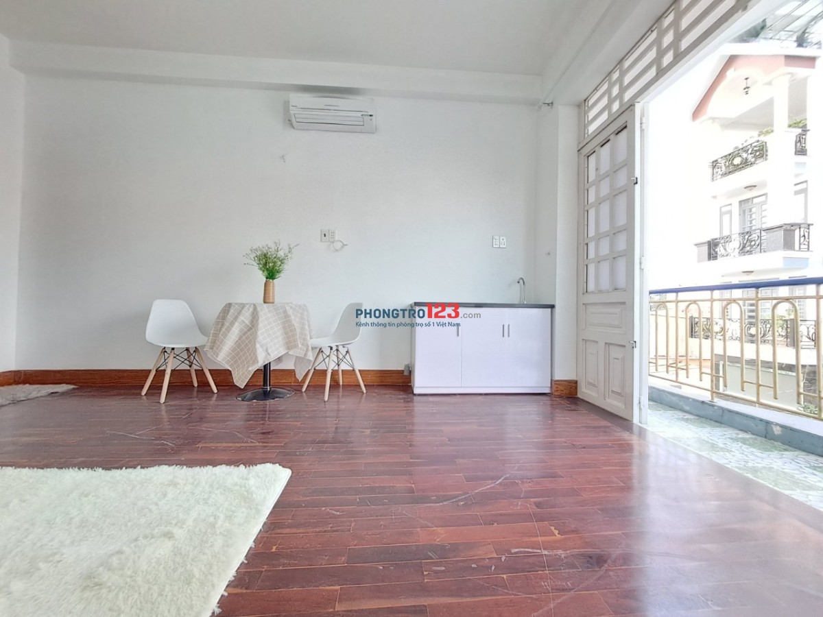 Khai trương Siêu Phẩm Ban Công Thoáng Mát-1PN Bếp riêng đ. Phan Văn Hớn-gần Ngã tư An Sương- ở liền