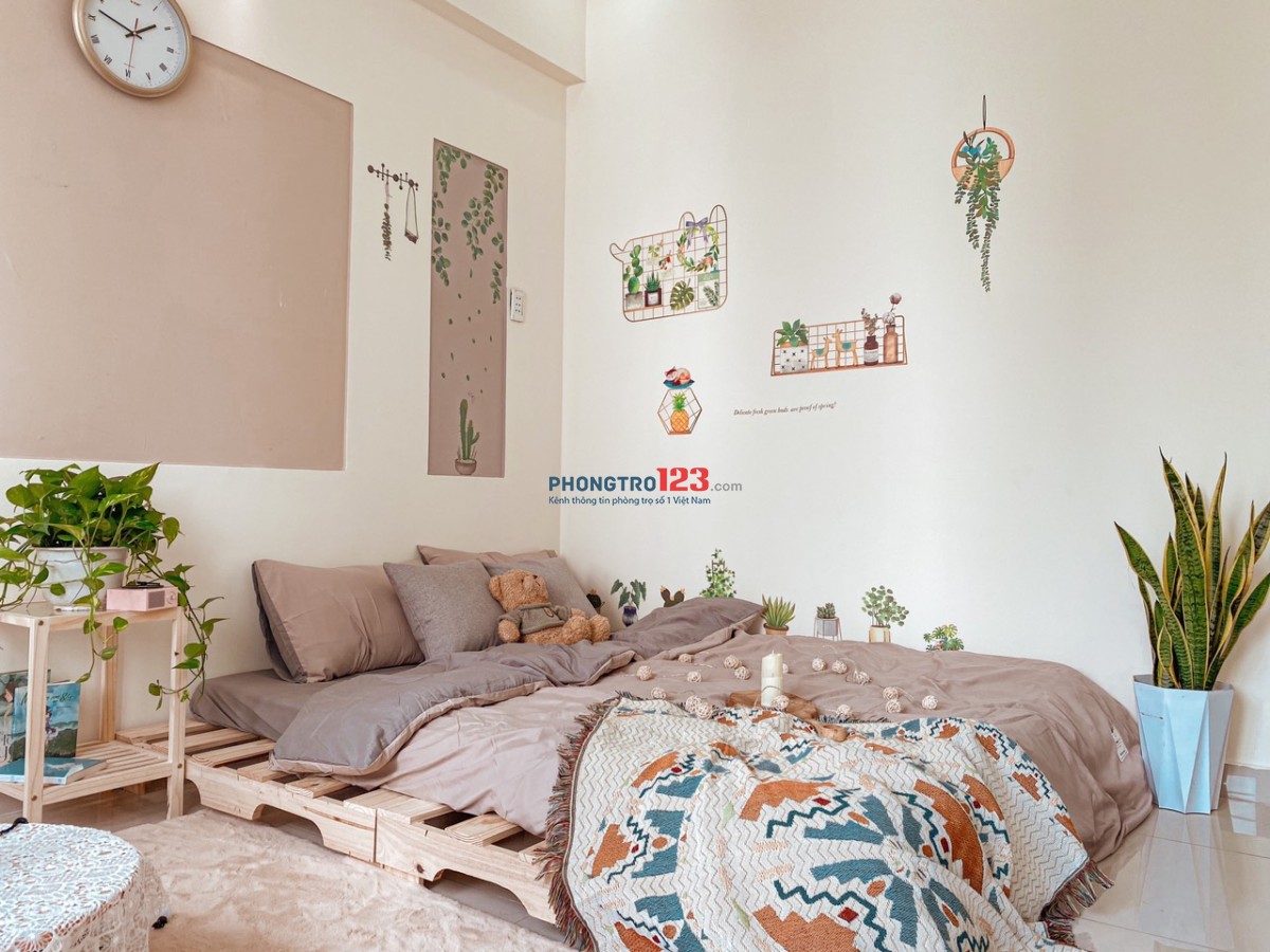 Phòng trọ ban công giá 4tr decor xinh xinh gần sân Golf Tân Sơn Nhất tiện đi Gò Vấp Tân Bình Quận 12