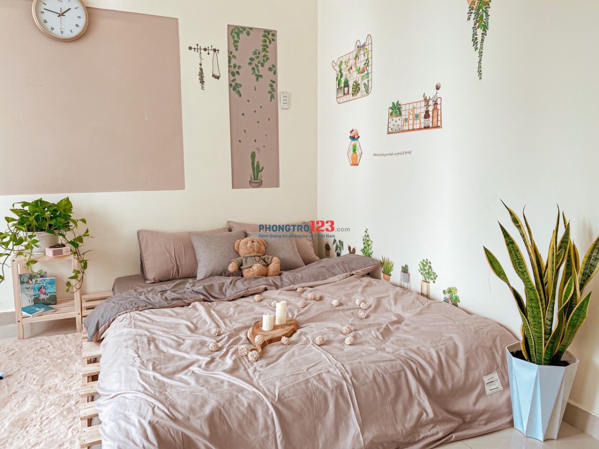 Phòng trọ ban công giá 4tr decor xinh xinh gần sân Golf Tân Sơn Nhất tiện đi Gò Vấp Tân Bình Quận 12