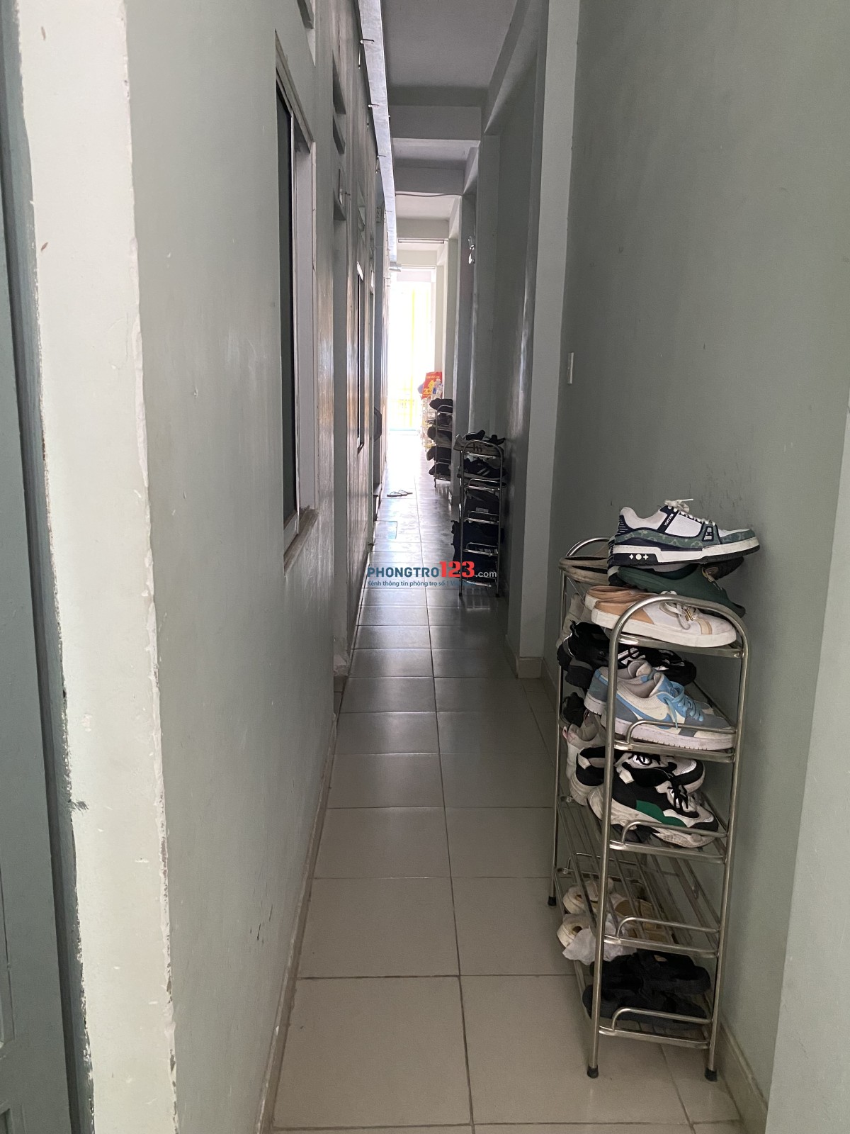 Do đi làm xa, cần pass phòng trọ