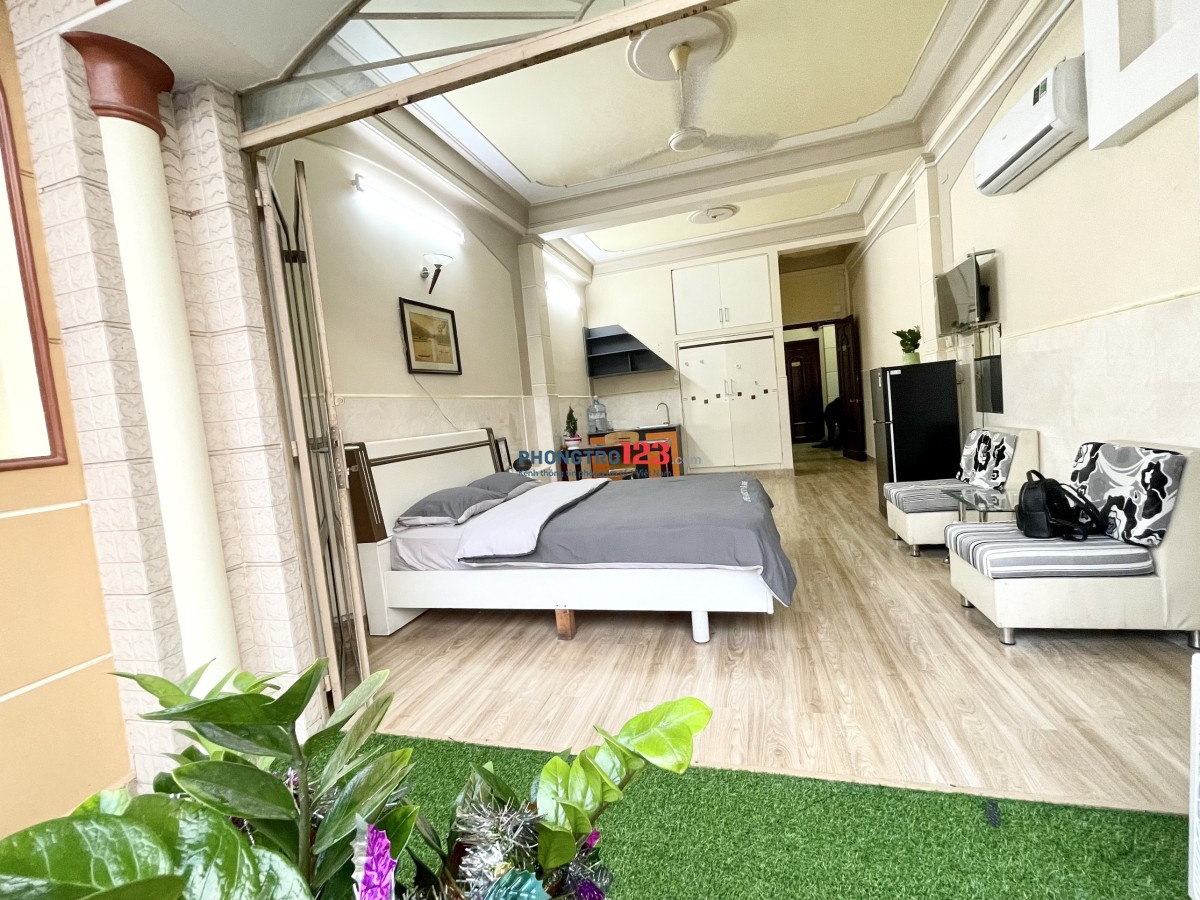 Cho thuê Căn Hộ 40m2, mặt tiền Đường Chợ Lớn