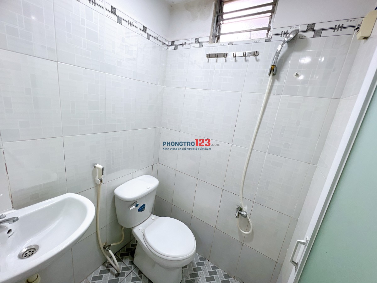  PHÒNG TRỌ GẦN NGÃ TƯ THỦ ĐỨC, HOÀNG DIỆU 2, VINCOM TĐ, ĐH SPKT, ĐH NGÂN HÀNG, TÀI CHÍNH MARKETING