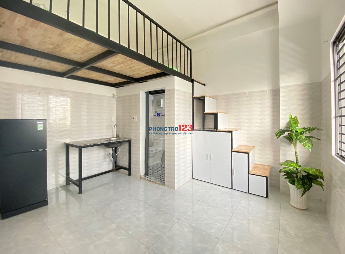 Gác lửng 28m2, nt cơ bản, Khuông Việt. 5' đi CV Đầm Sen, ở được 2, 3 bạn thoải mái
