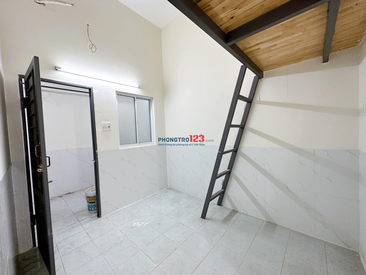 PHÒNG MỚI XÂY 20m2, có gác, có máy lạnh, tủ bếp nấu ăn, gần ĐH Văn Lang cs3, siêu thị Emart