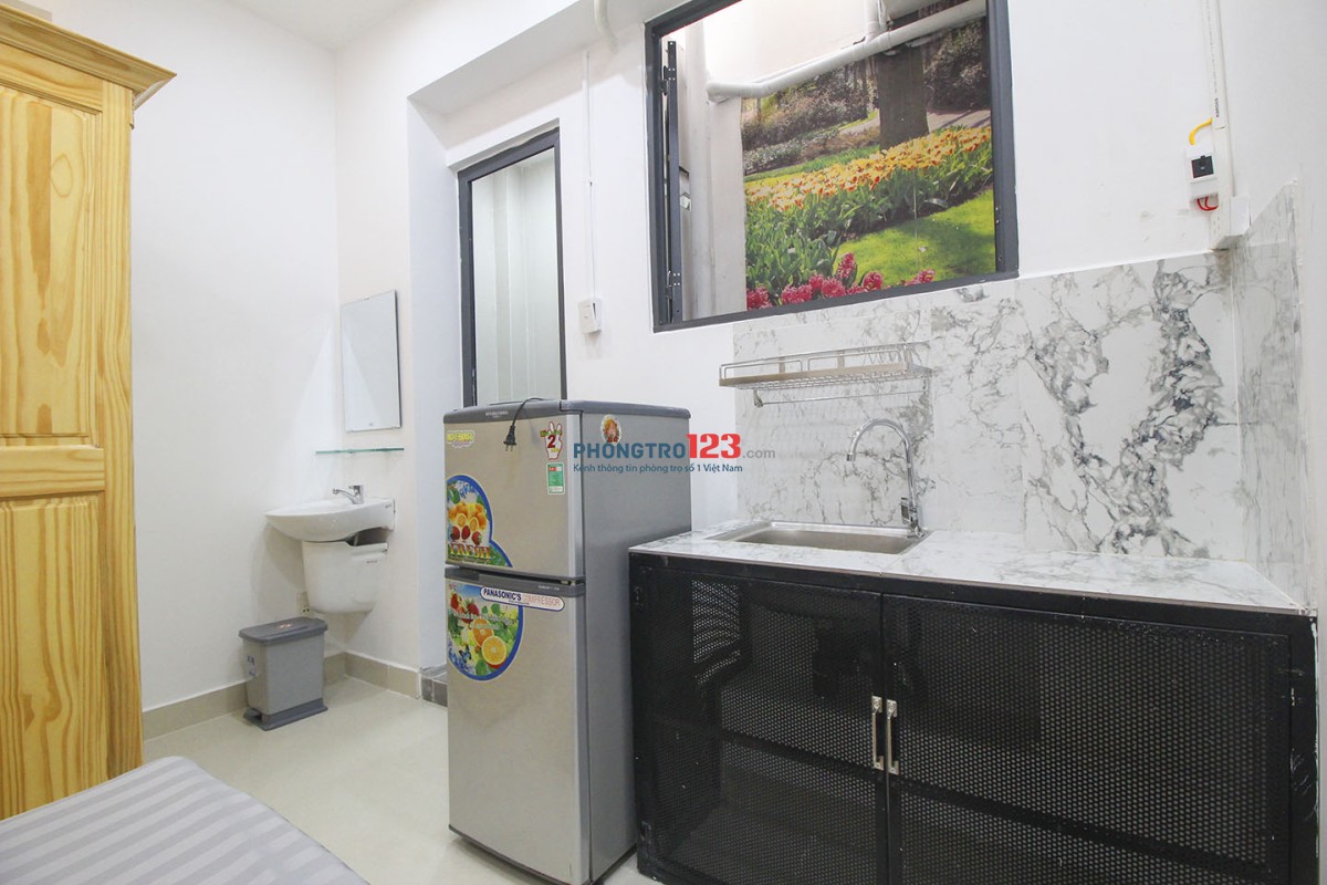Khu bàu cát - phòng full nội thất - cửa sổ - bếp riêng - giá 4.4tr/th