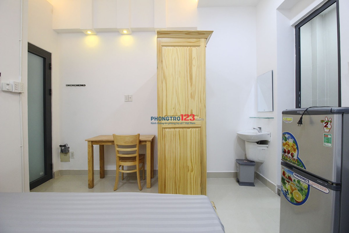 Khu bàu cát - phòng full nội thất - cửa sổ - bếp riêng - giá 4.4tr/th