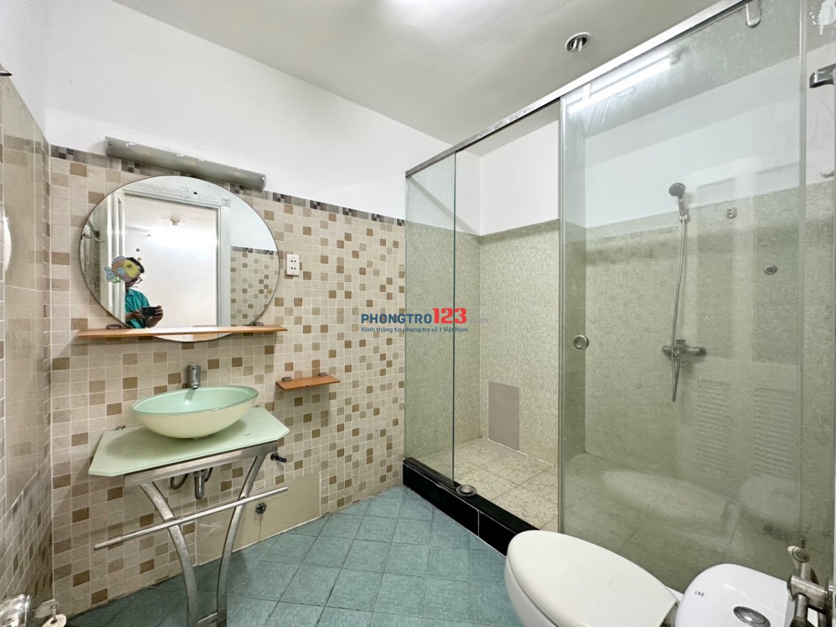 Cho thuê CHDV tách bếp đầy đủ tiện nghi 224/20 Lý Thường Kiệt, Phường 14, Quận 10 (Đối diện Trường Đua Phú Thọ)