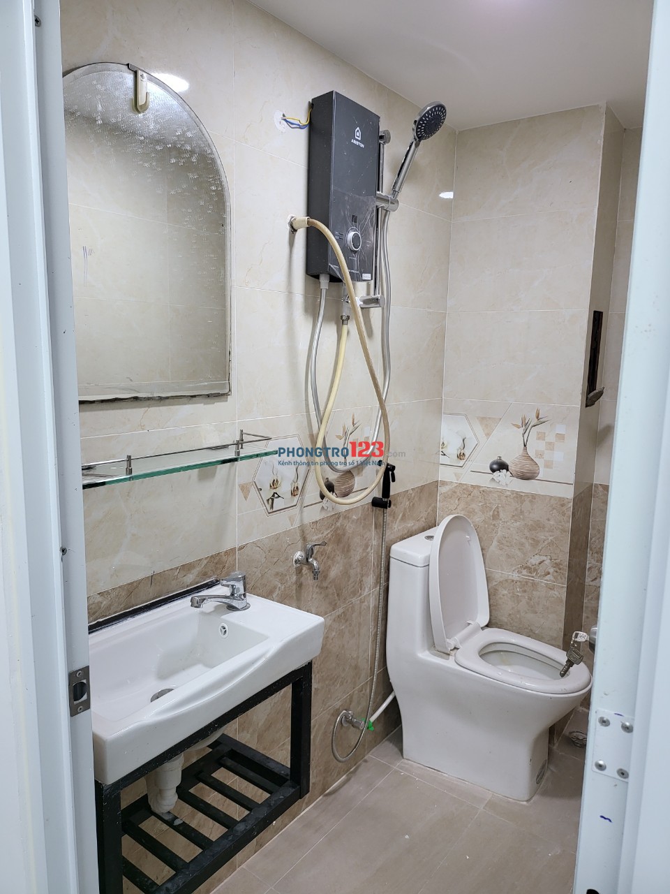 CHO THUÊ PHÒNG từ 12->24m2, đầy đủ tiện nghi ML, MNNóng, bếp, WC riêng