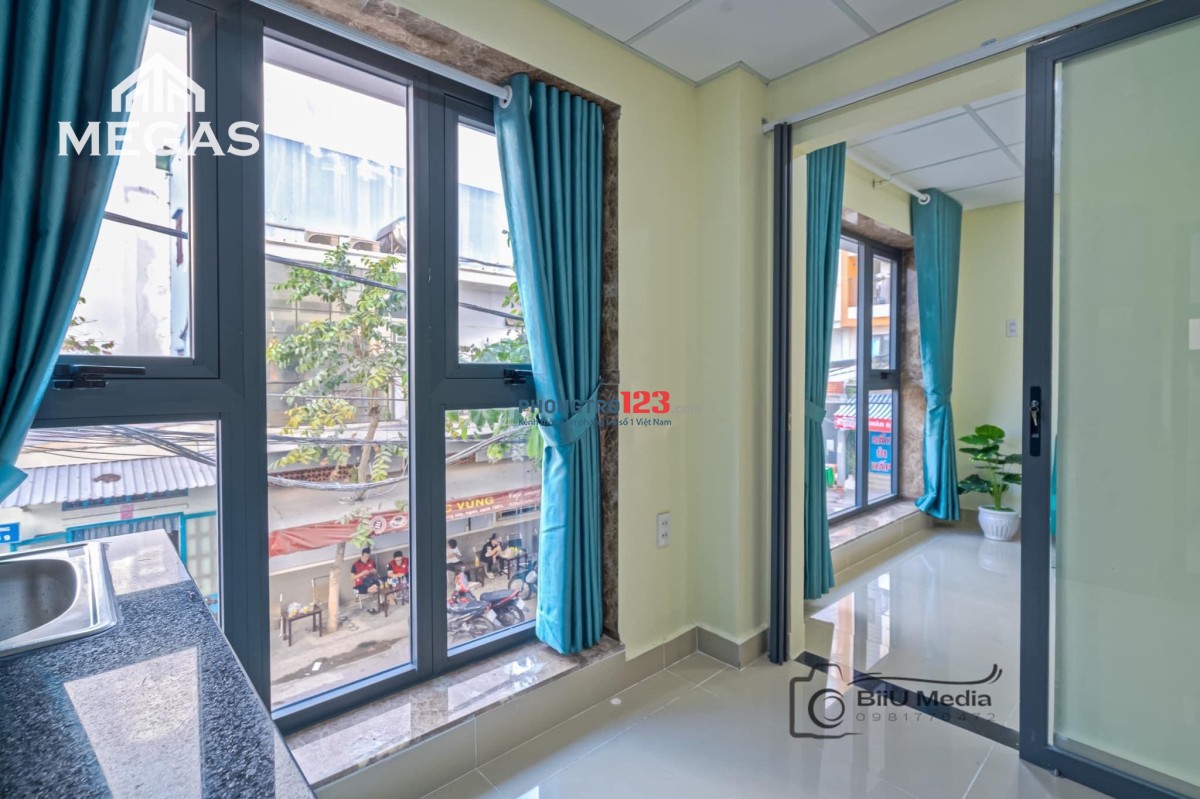 Căn hộ cửa sổ thoáng -đầy đủ nội thất-ngay Nguyễn Thị Thập