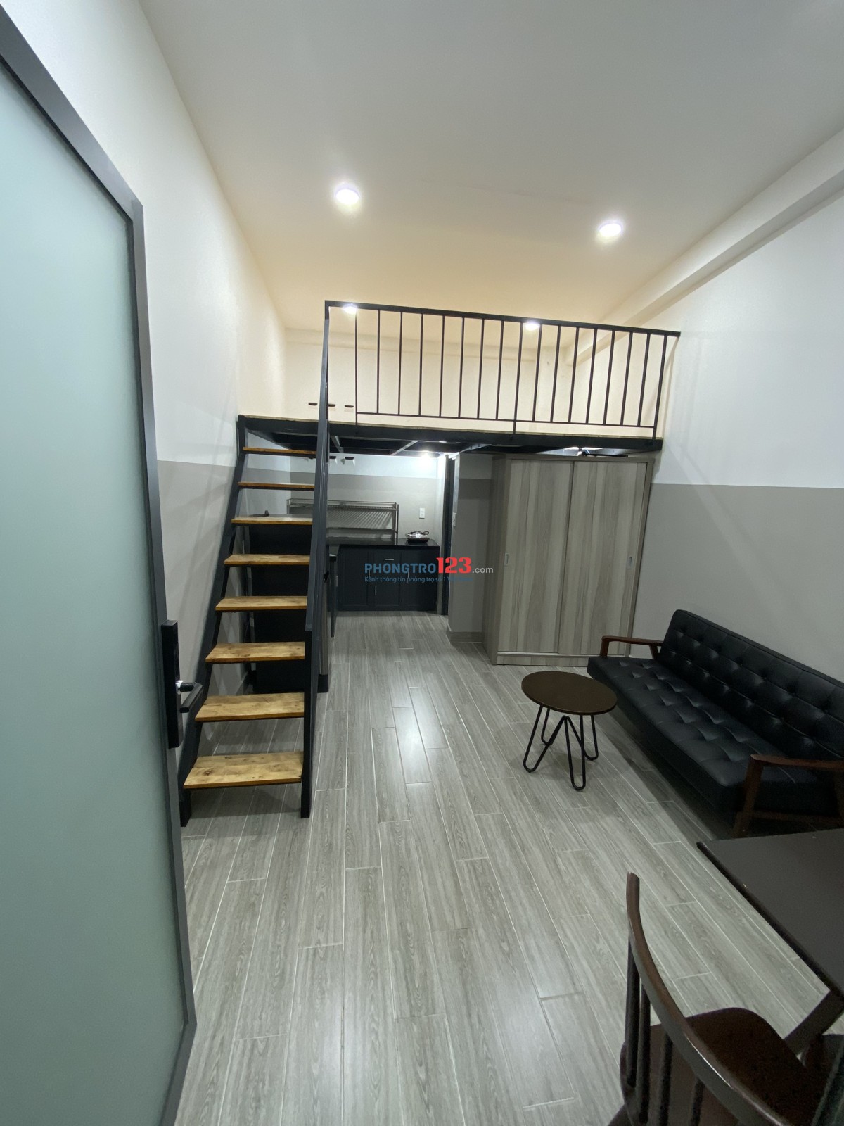 ChIếc duplex máy giặt riêng xịn full nội thất