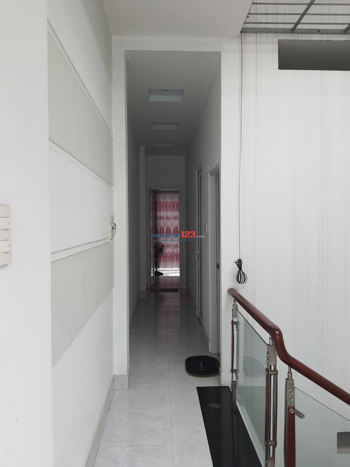 Cho thuê phòng ban công tầng 3 nhà nguyên căn, cạnh nhà thờ Lạc Quang, Quận 12 (2,5tr/tháng)