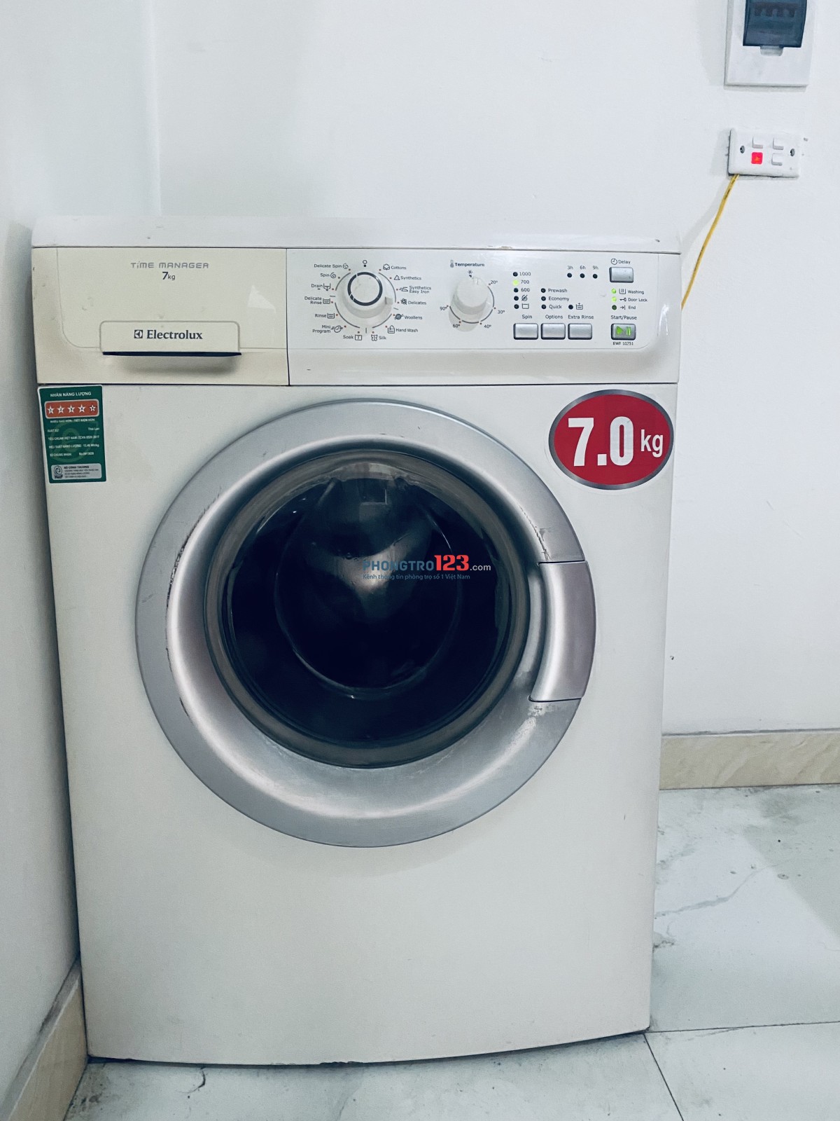 Phòng khép kính ngõ 214 Nguyễn Xiển, đầy đủ tiện ích