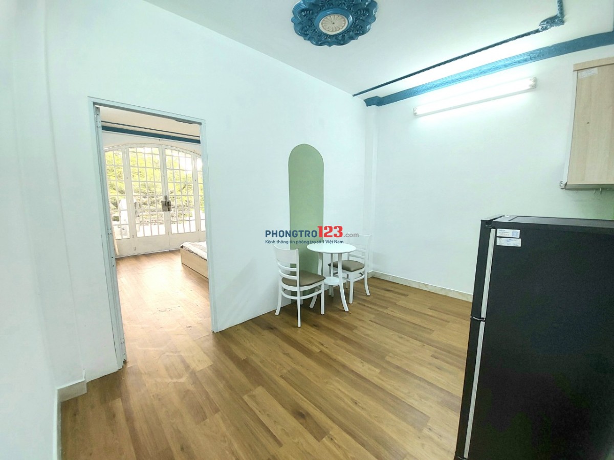 Căn hộ 1PN tách bếp riêng Nội Thất ban công 38m2 gần Sân Bay Công Viên Gia Định