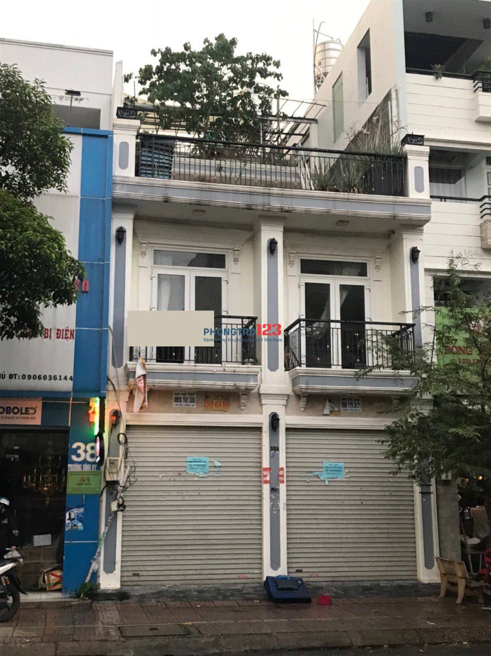 Cho thuê nhà nguyên căn mặt tiền, thuận tiện kinh doanh tại Tân Phú