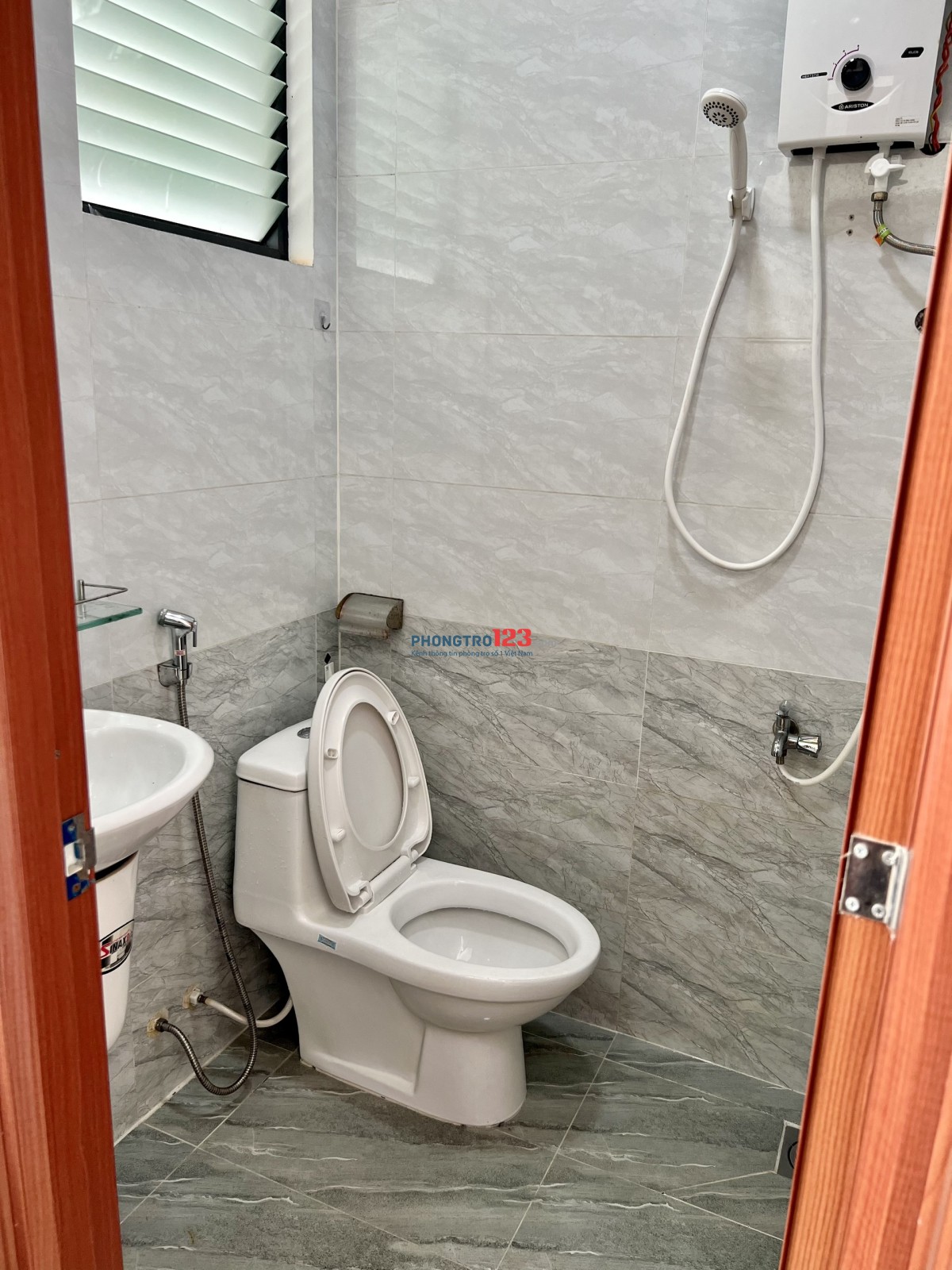 Bếp riêng với phòng ngủ full nội thất Nhất Chi Mai