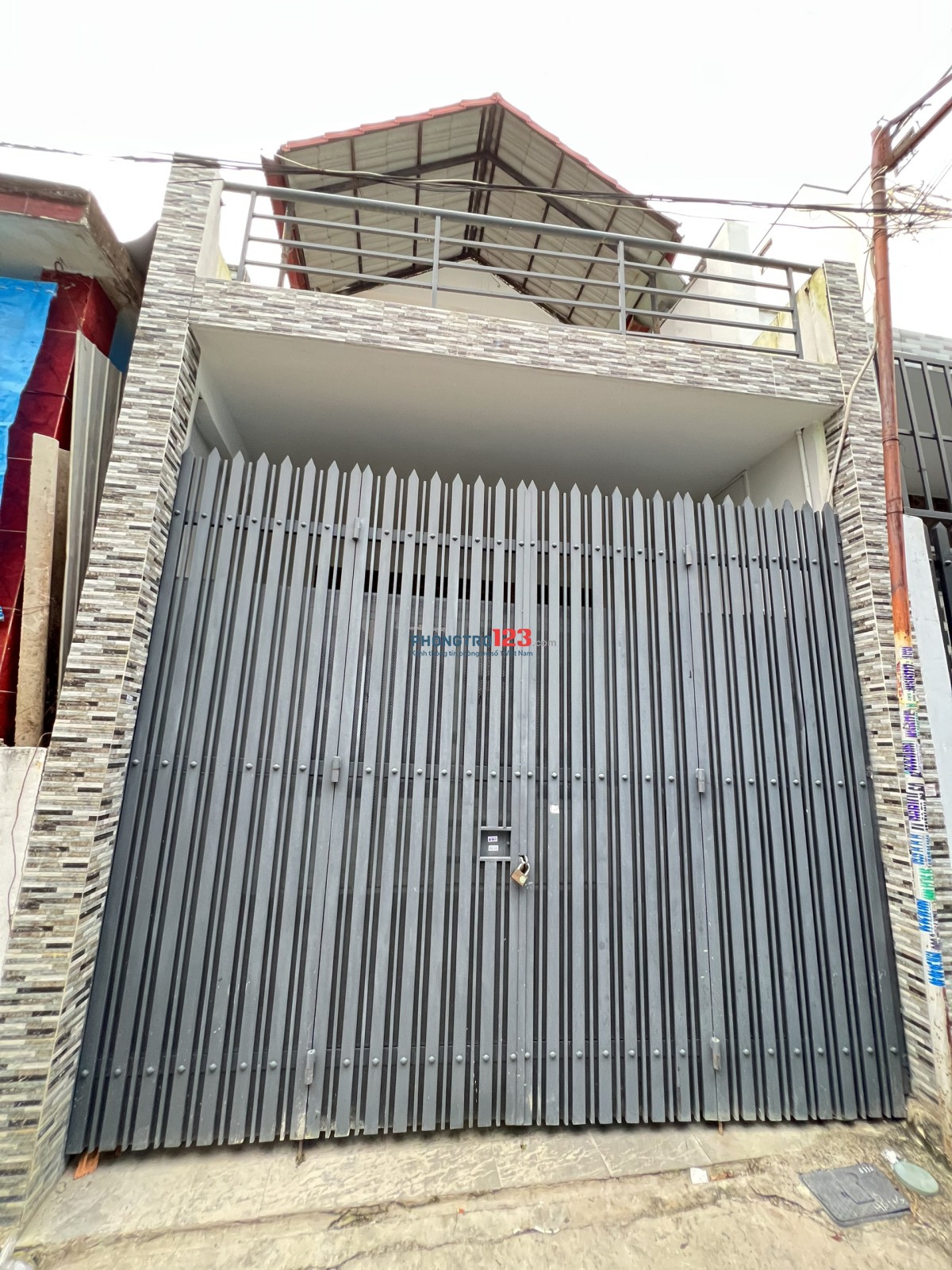 Nhà mới xây, 2 phòng ngủ, đường Phạm Văn Thuận, phường Tam Hiệp