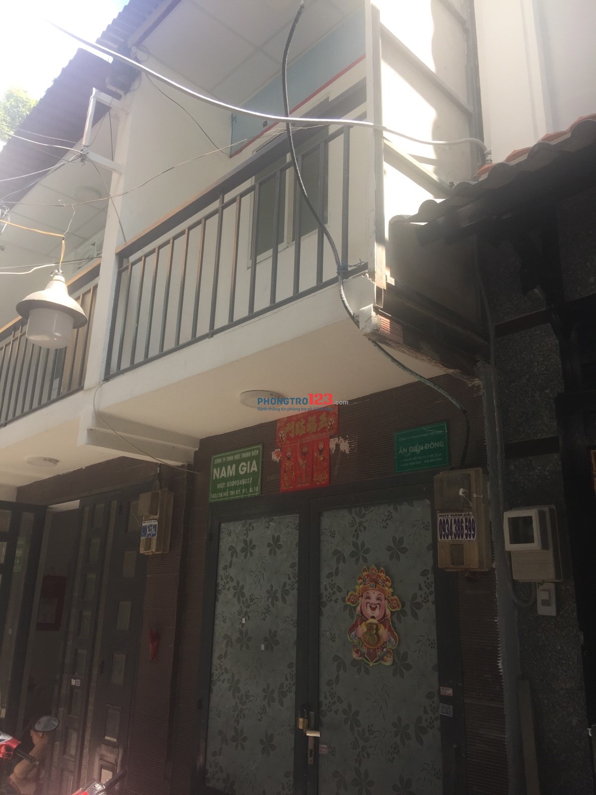 Cho thuê nhà phố mini trệt lầu ban công Hồ Thị Kỷ Q10 5tr