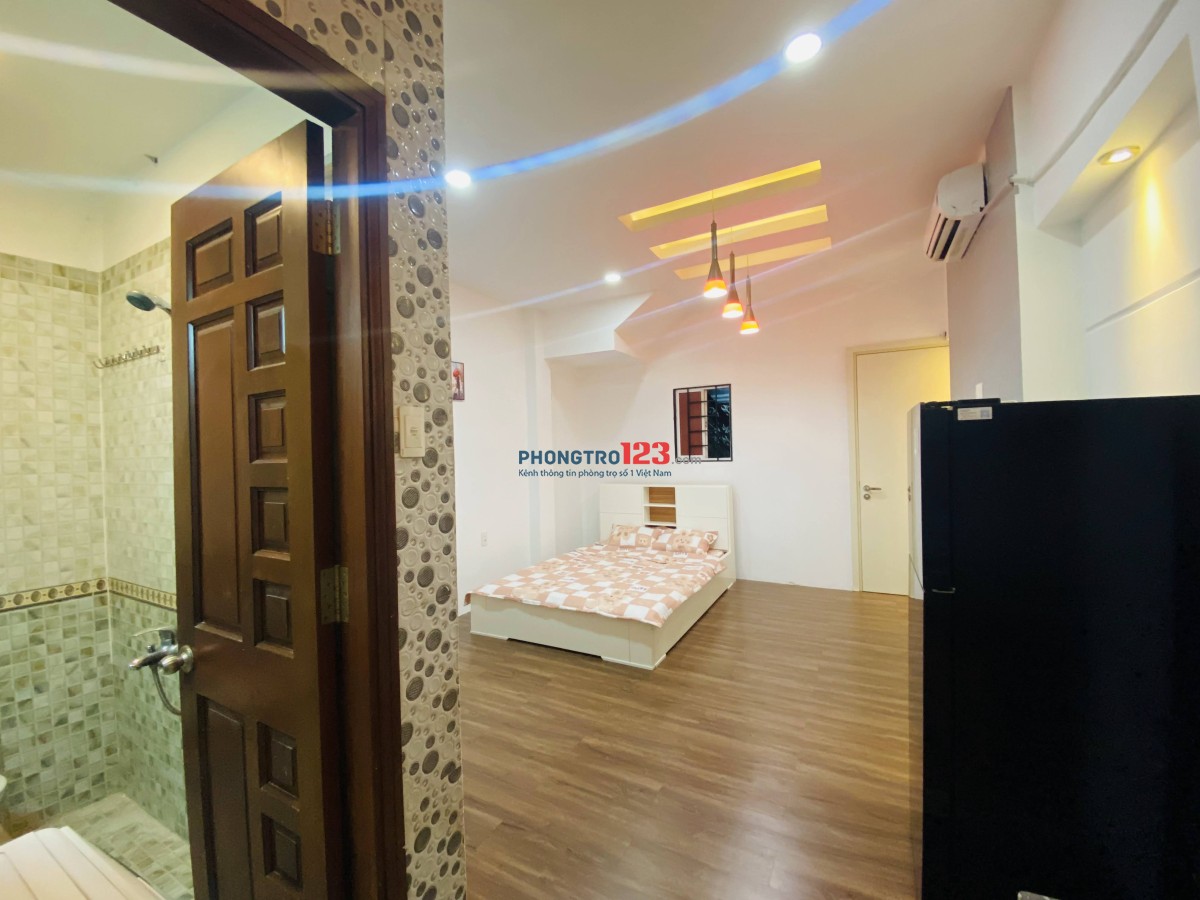 Phòng Full Nội Thất Tầng Trệt Gần Landmark 81 Quận 01