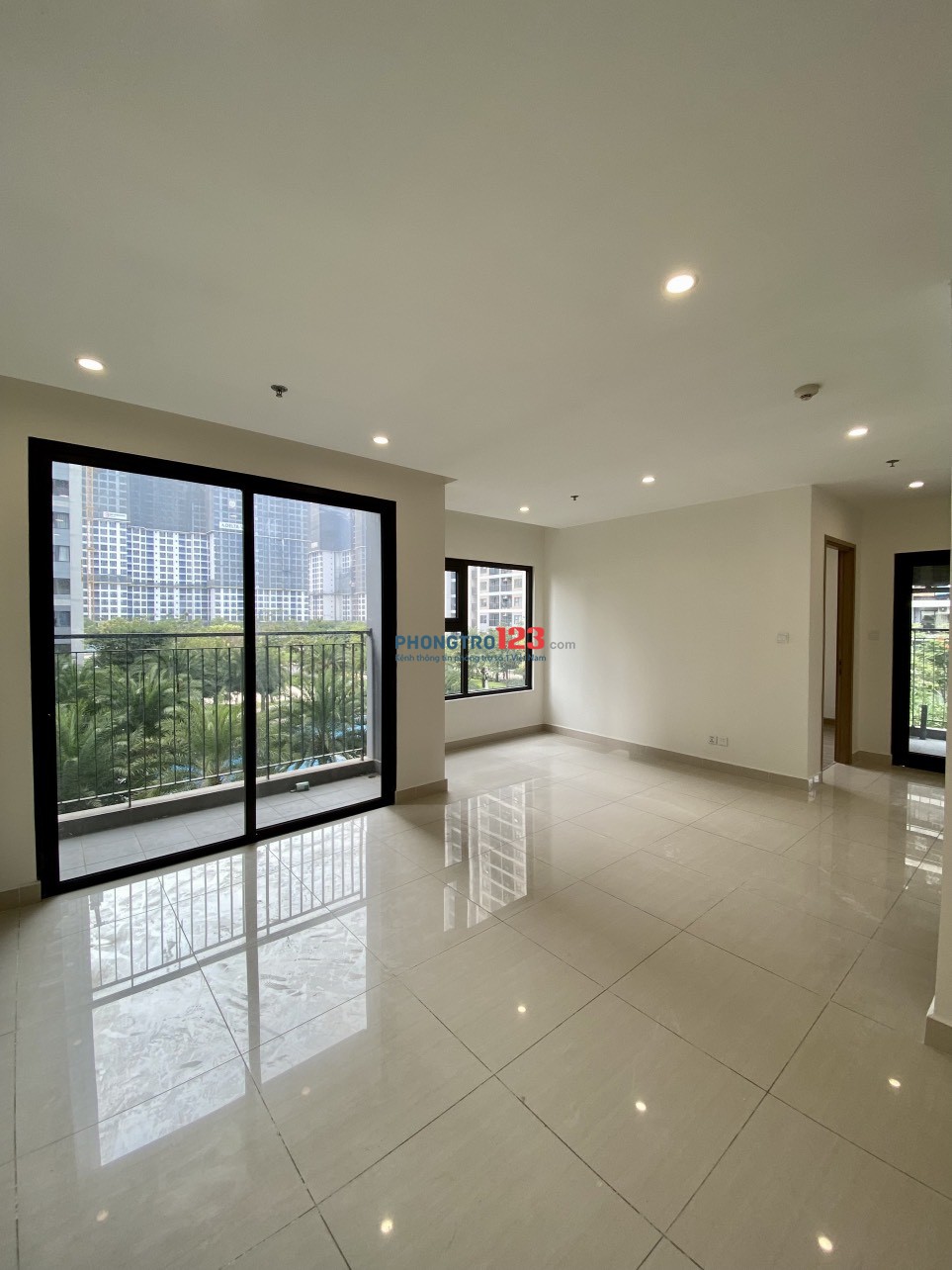CĂN HỘ 2 PHÒNG NGỦ TẠI VINHOMES QUẬN 9 GIÁ CHỈ 5 TRIỆU