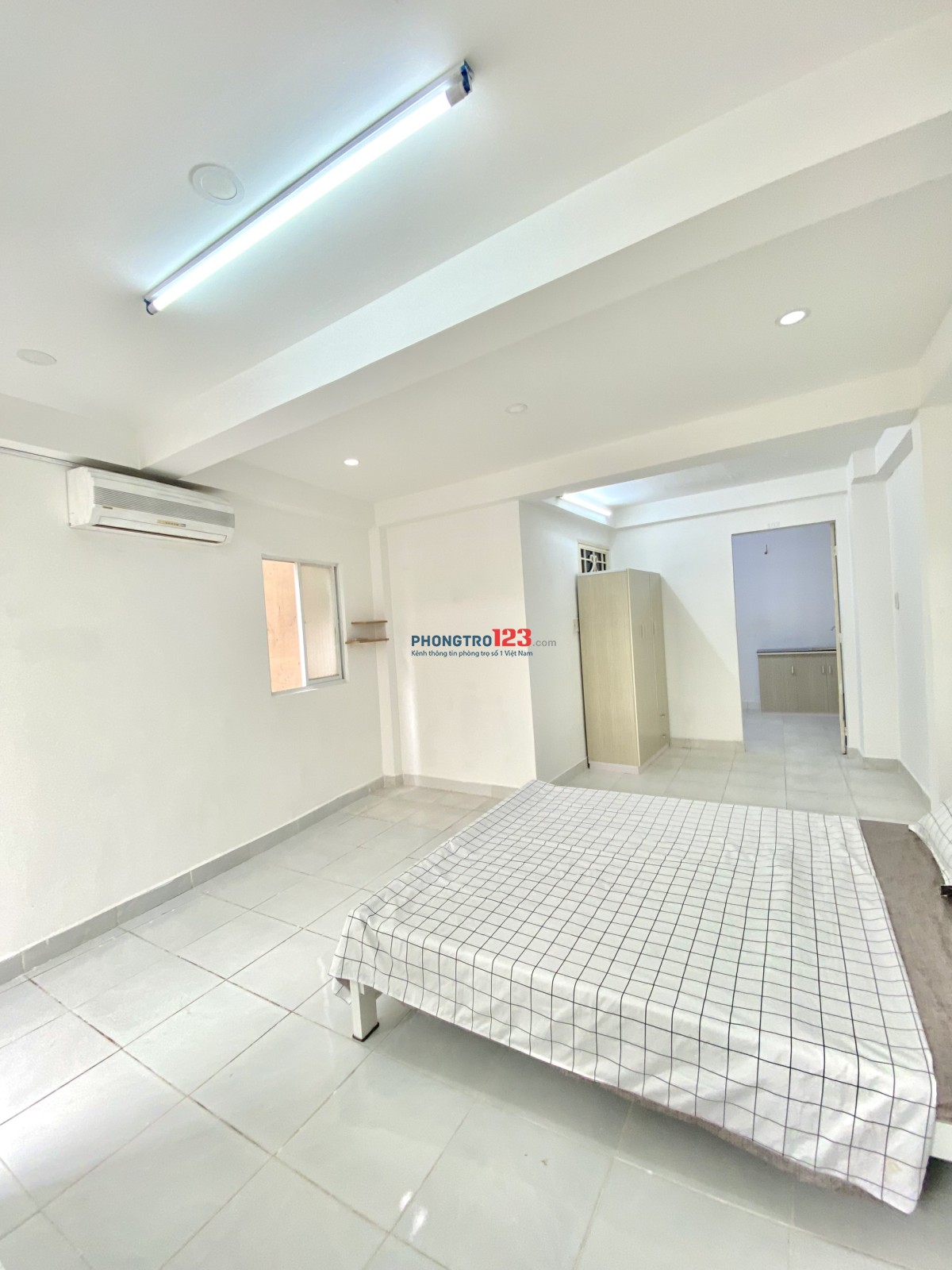 Căn hộ 1PN và 1 phòng bếp, ban công lớn. Khu Phan Xích Long