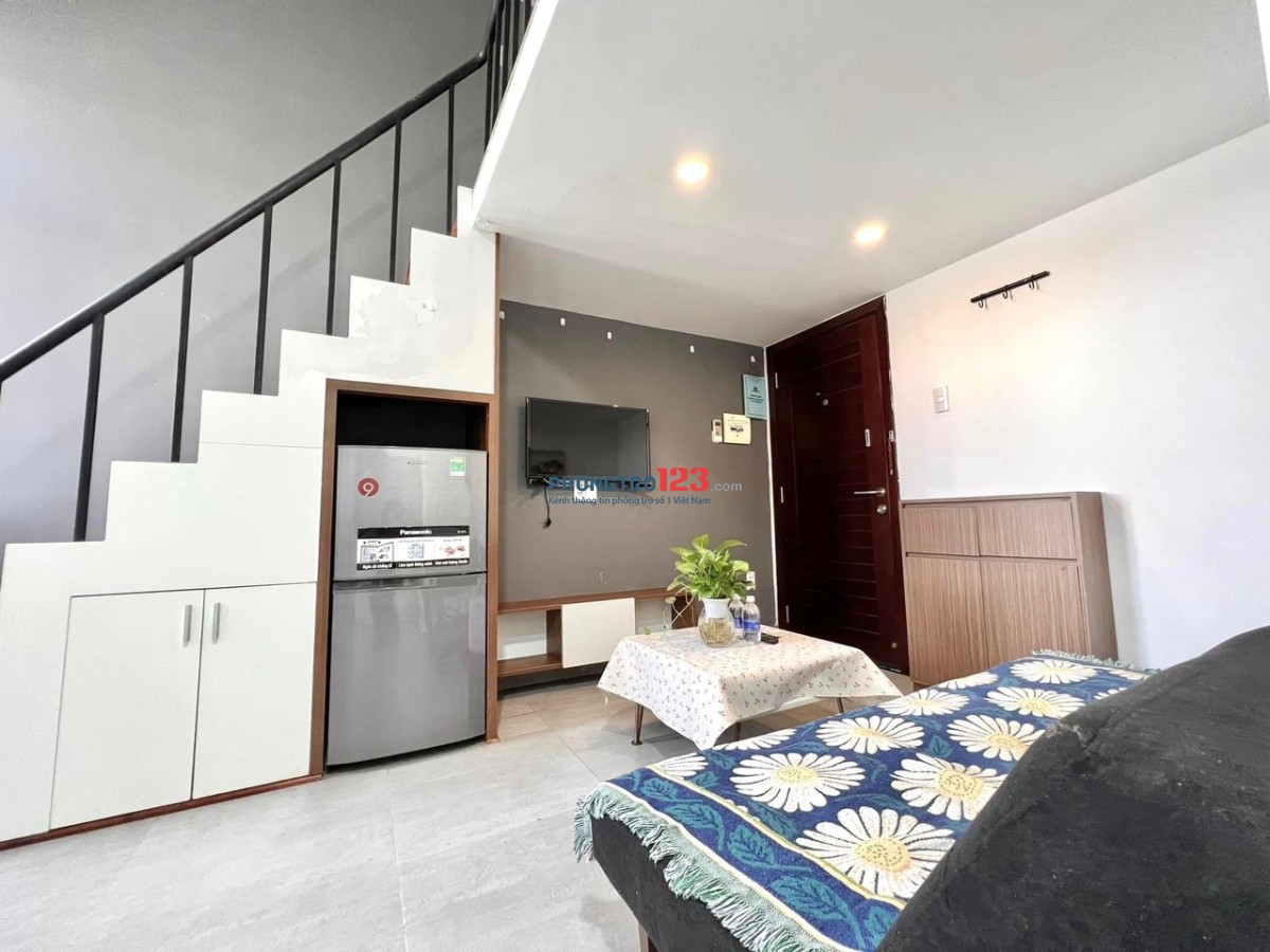 Duplex full nội thất có máy giặt riêng giá rẻ gần Lottemart, Crescent mall, Vivo city, cách UFM chỉ 5 phút