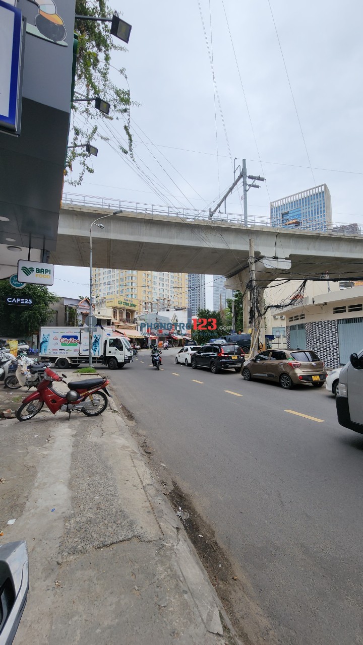 CHDV ban công, tiện nghi đầy đủ sang xịn mịn hẻm oto