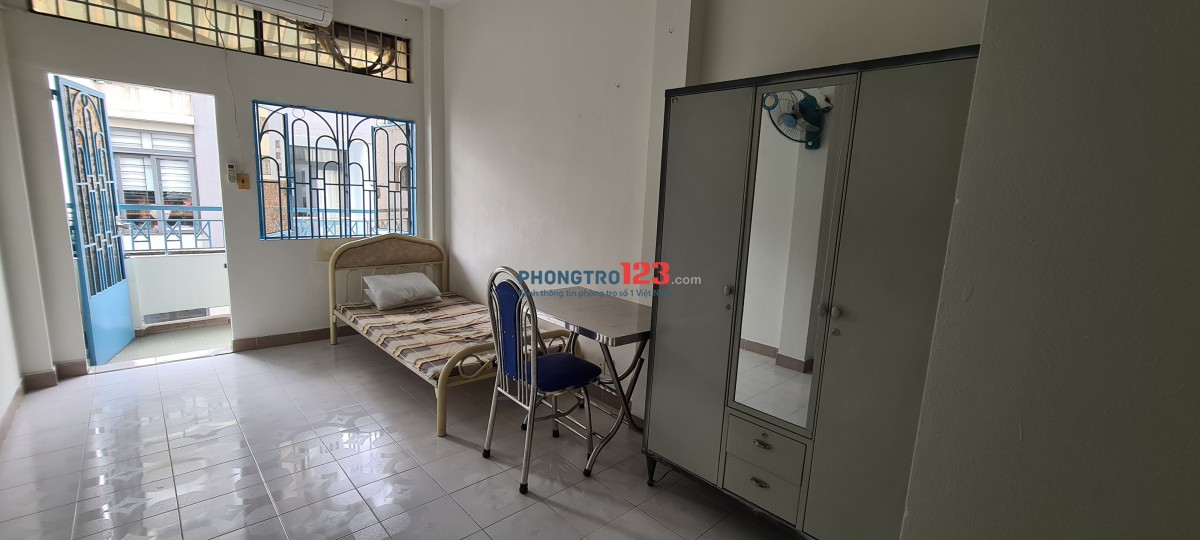 Cho thuê phòng trọ 20m2, p Tân Định, q1