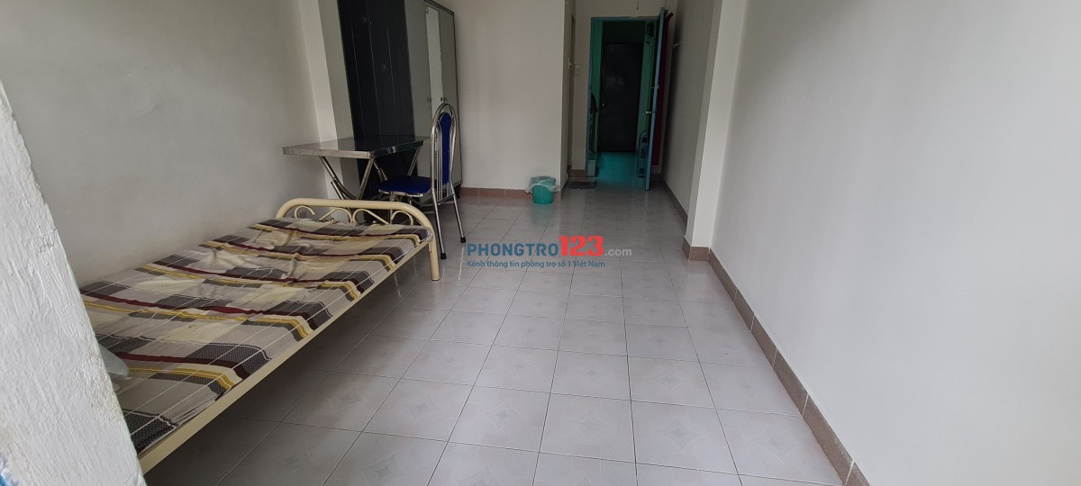 Cho thuê phòng trọ 20m2, p Tân Định, q1