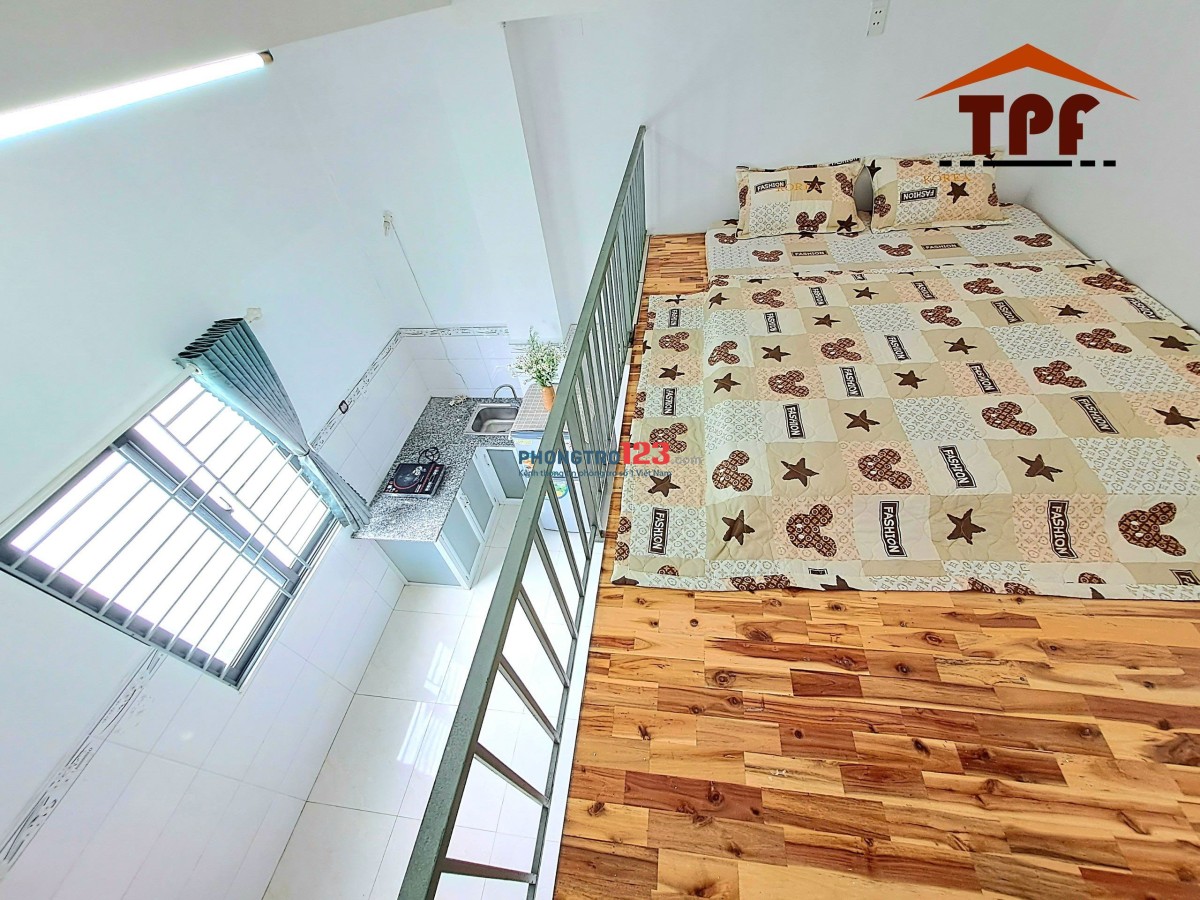 FULL NỘI THẤT - PHÒNG TRỌ RỘNG 30m2 NGAY CẦU VƯỢT LÊ TRỌNG TẤN - GÒ MÂY