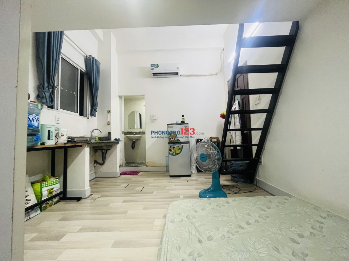 Cần Sang Lại CHDV 3Tr5 Quận Tân Bình ETown