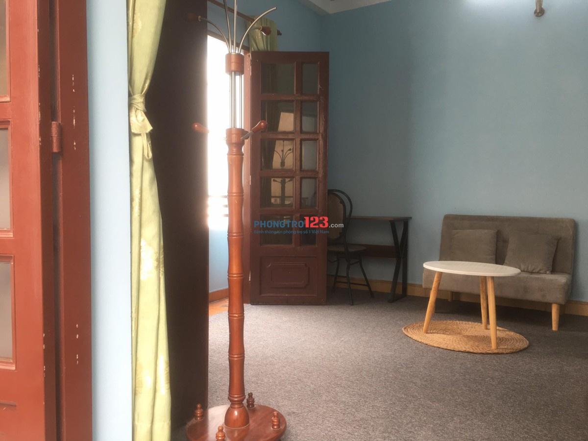 Cho thuê CHDV CMT8, Quận 3 đối diện CV Lê Thị Riêng