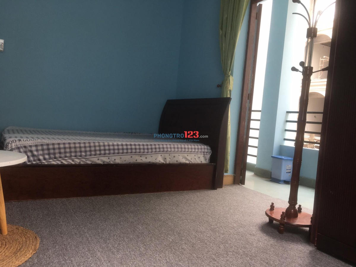 Cho thuê CHDV CMT8, Quận 3 đối diện CV Lê Thị Riêng
