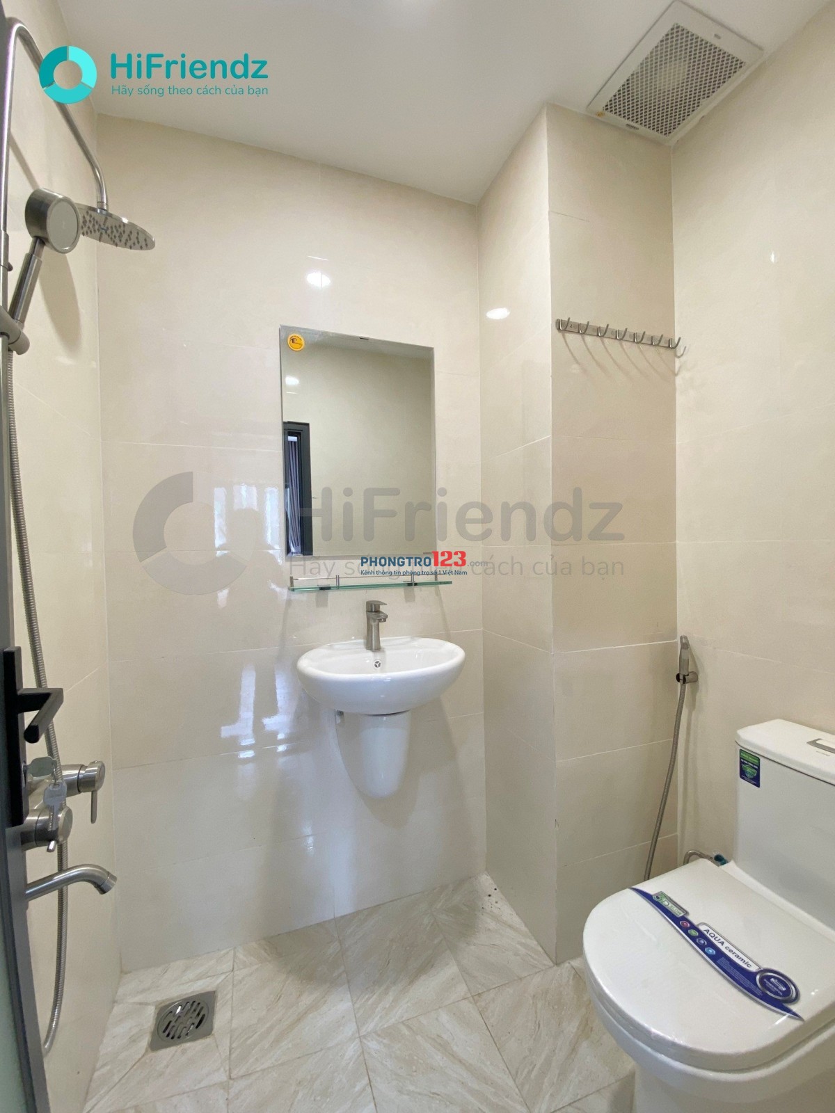 CHDV mới Xây Dựng, full nội thất cao cấp, có Ban Công lớn