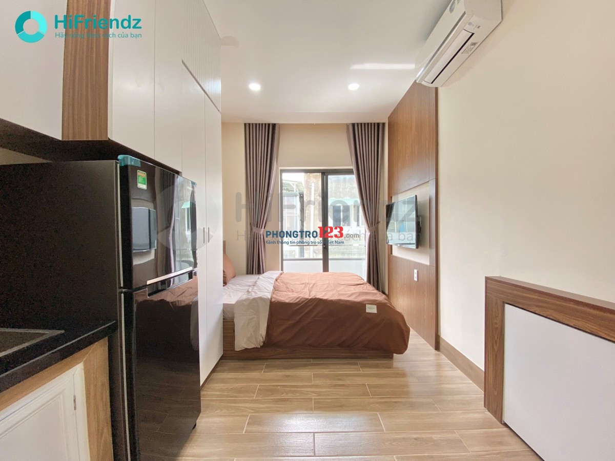 CHDV mới Xây Dựng, full nội thất cao cấp, có Ban Công lớn