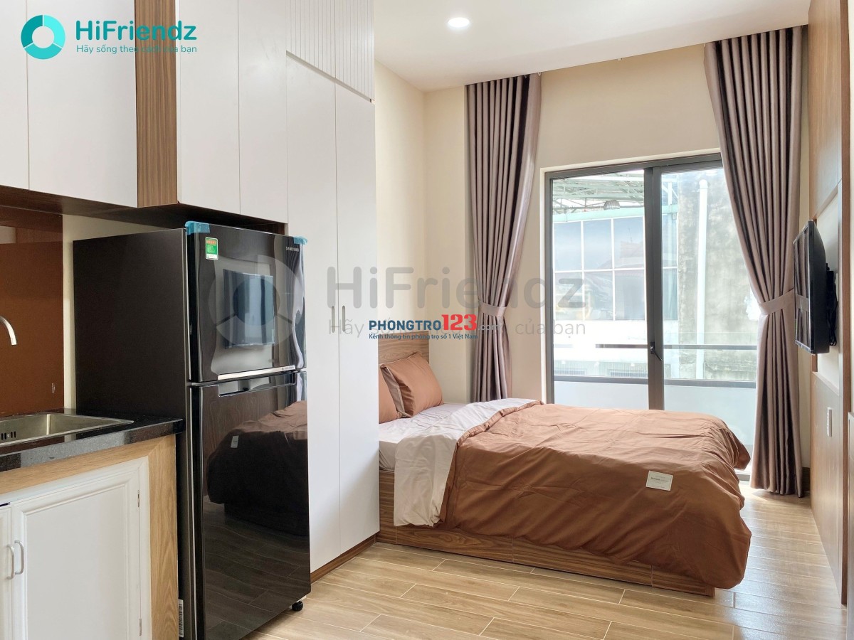 CHDV mới Xây Dựng, full nội thất cao cấp, có Ban Công lớn