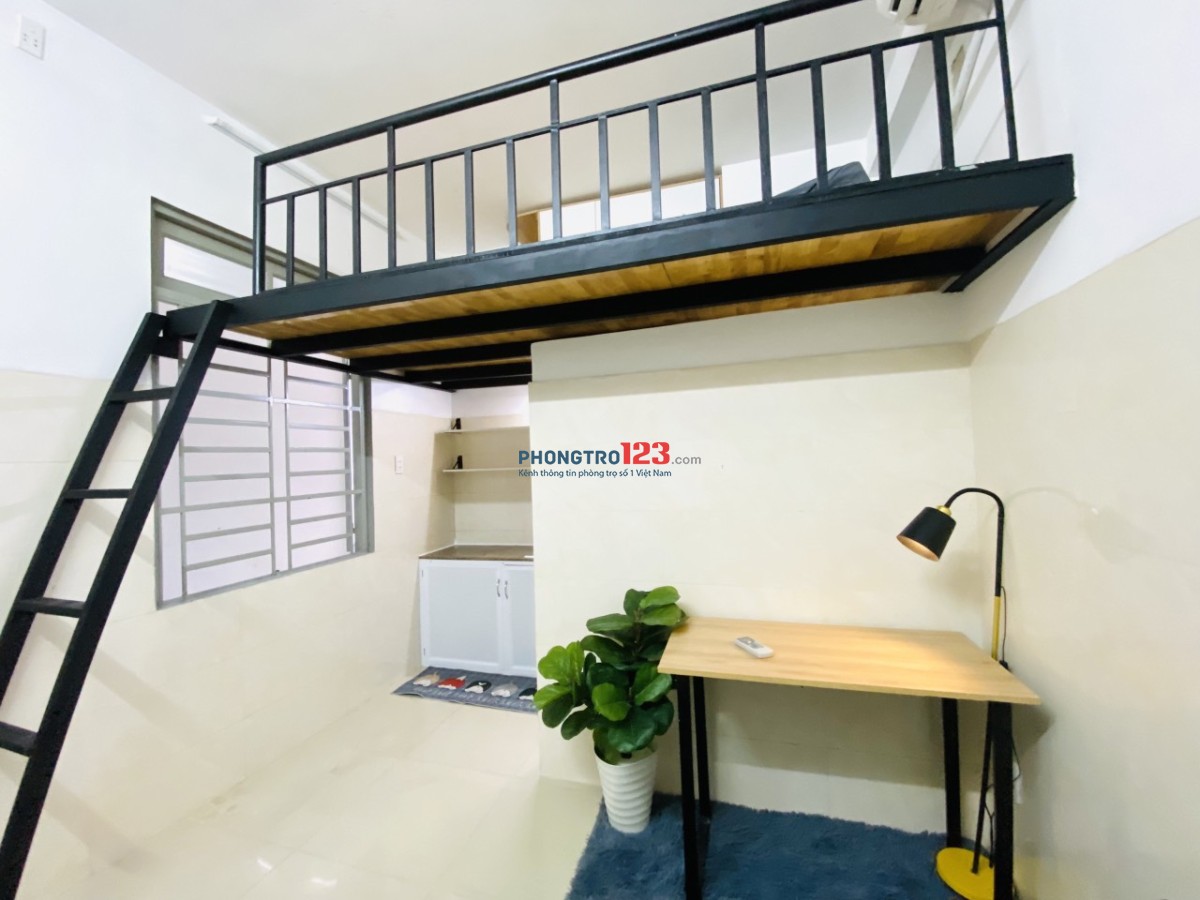 Phòng trọ có gác_Full nội thất_Bancol ngay cầu Hoàng Hoa Thám