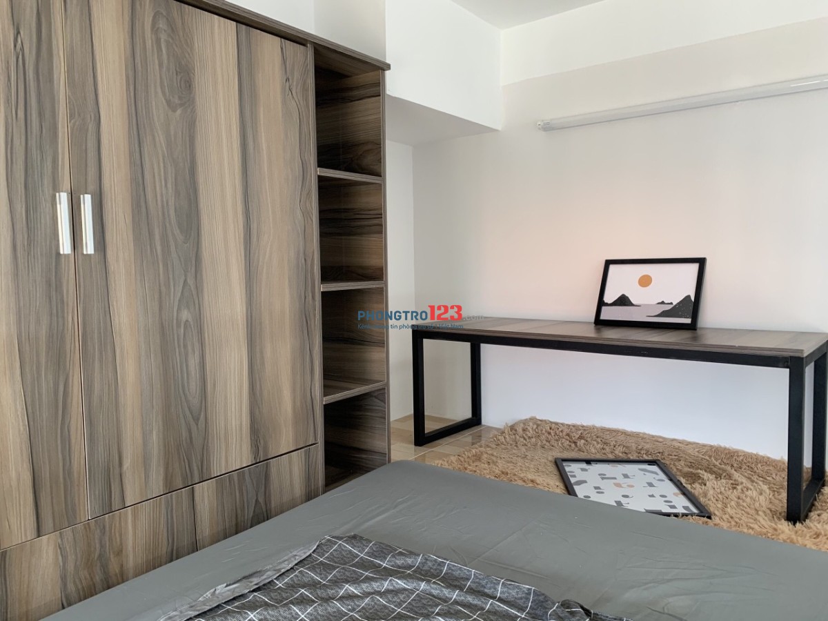 Phòng trọ có gác_Full nội thất_Bancol ngay cầu Hoàng Hoa Thám