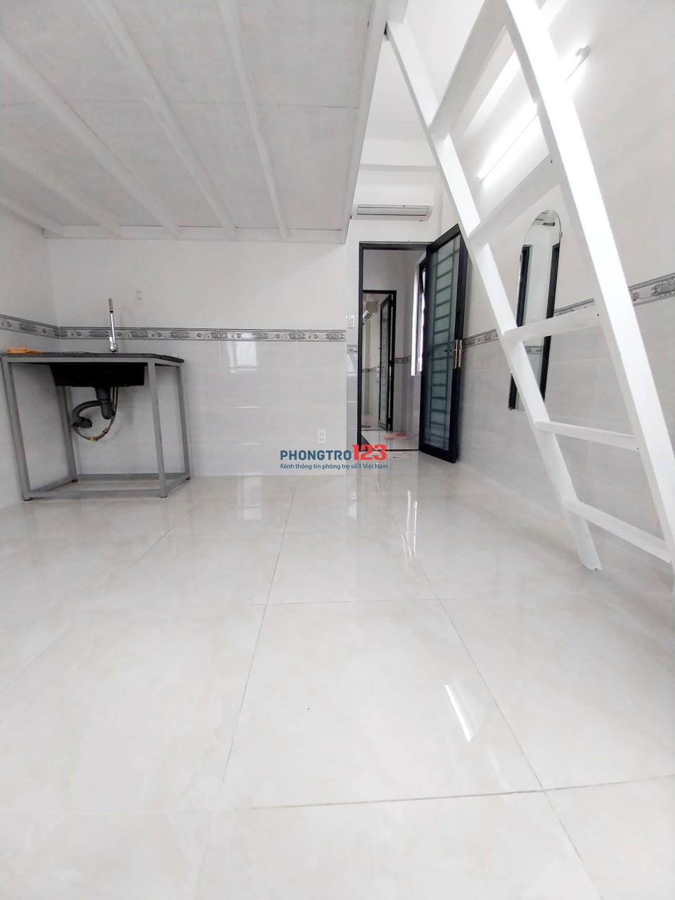 Phòng Trọ Bình Thạnh Gác + 2 Cửa Sổ Free Dịch Vụ + Xe