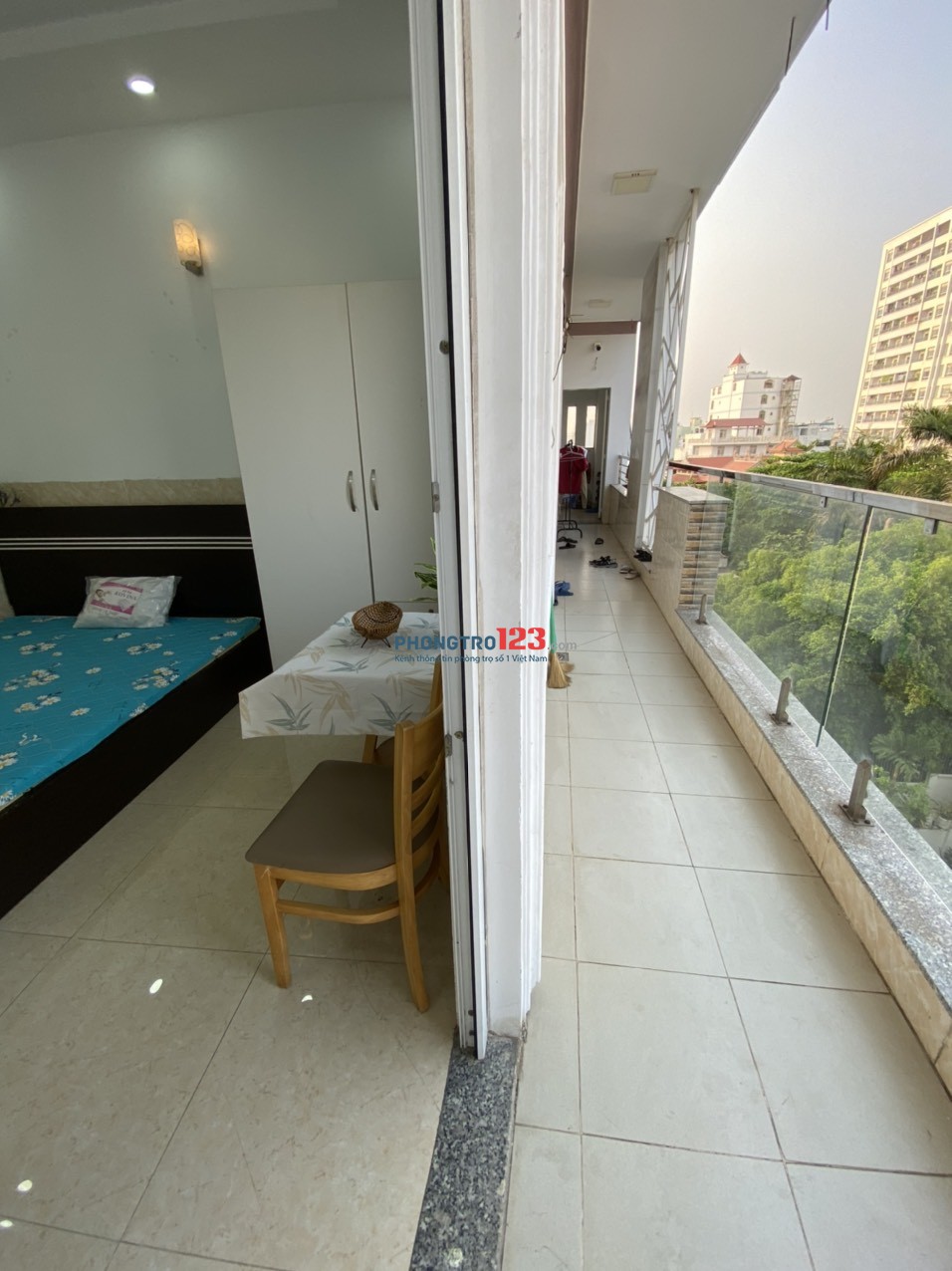 CHDV ban công, tiện nghi đầy đủ, sang xịn mịn hẻm oto Ung Văn Khiêm, Bình Thạnh