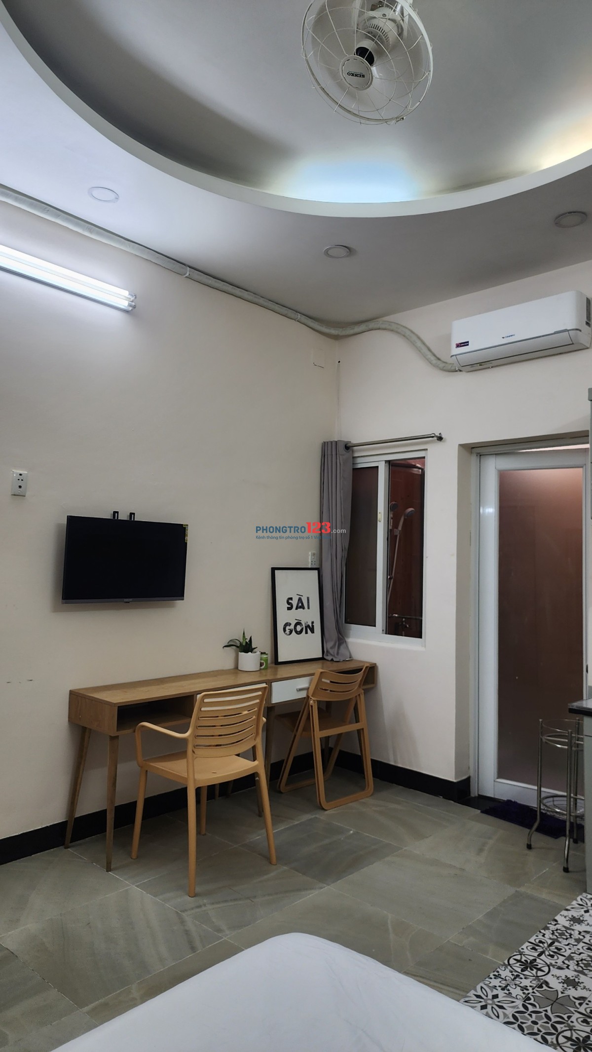 Cho thuê căn hộ dịch vụ thang máy, cửa sổ trời tiện nghi đầy đủ, sang xịn mịn hẻm oto
