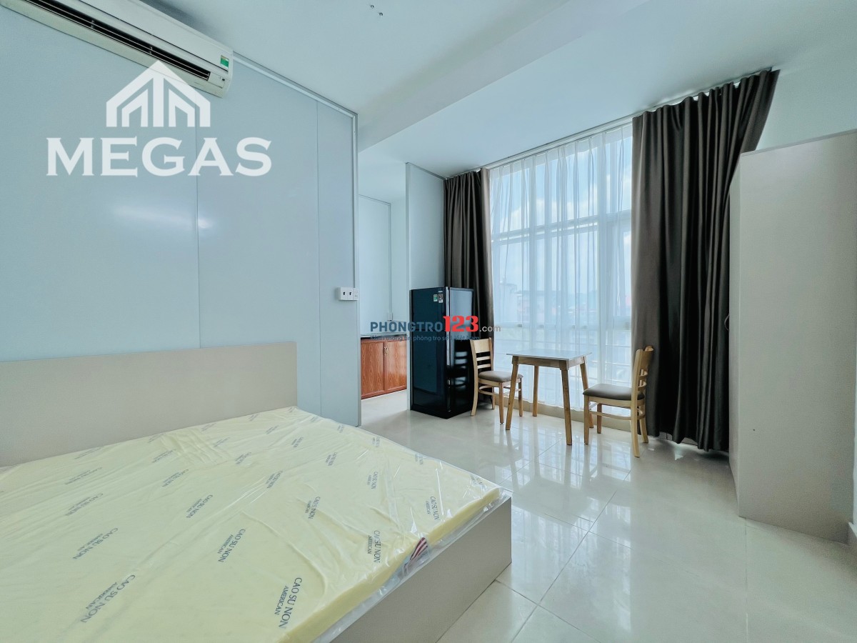 CHDV Full nội thất mới 100% ngay cầu Hoàng Hoa Thám - Cộng Hoà